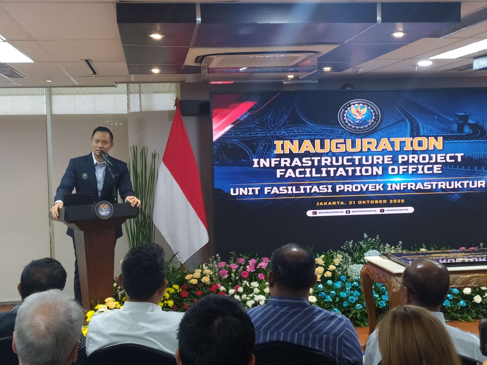 Menko Agus Harimurti Yudhoyono Resmikan Kantor IPFO Percepat Proyek Infrastruktur Menko Agus Harimurti Yudhoyono Resmikan Kantor IPFO Percepat Proyek Infrastruktur