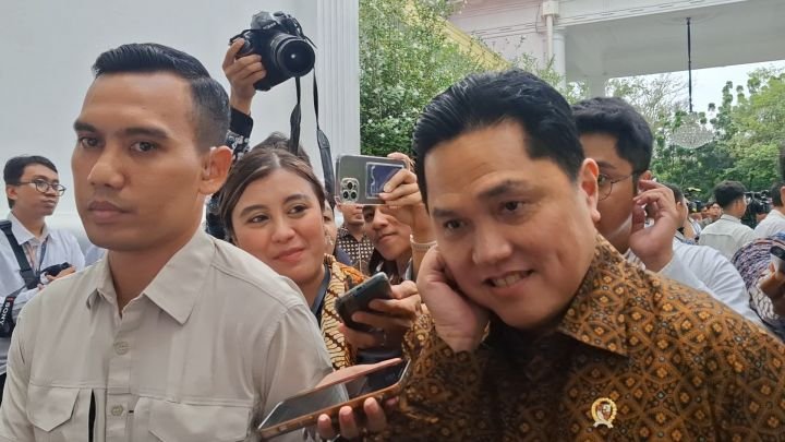Erick Thohir Tutup Bulut Dicecar Sosok Pelatih Timnas Indonesia Erick Thohir Tutup Bulut Dicecar Sosok Pelatih Timnas Indonesia