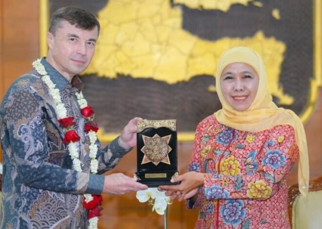 Khofifah Indar Parawansa Bahas Kerja Sama Maritim dan Pendidikan dengan Penasihat Presiden Rusia